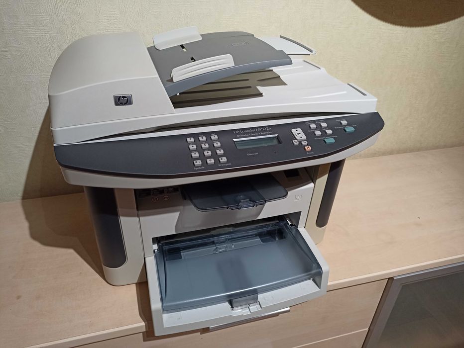 HP 1522n sieciowa Drukarka Kopiarka Skaner laserowa, sprawna, toner