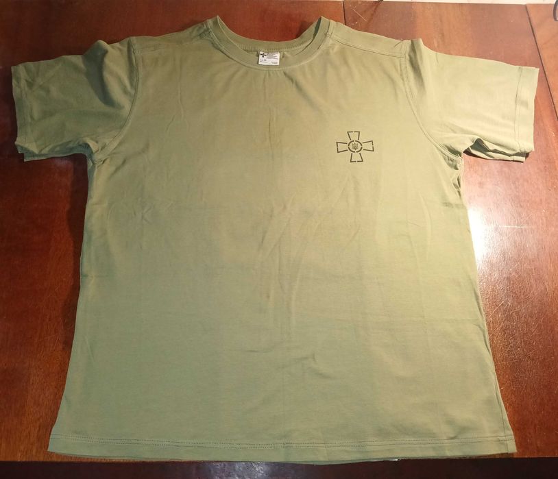 Теплые штаны  и футболки ВСУ.