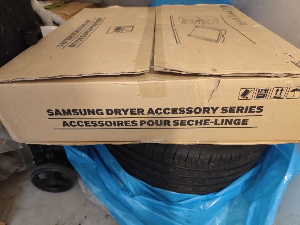 Łącznik pralki z suszarką SAMSUNG SKK-UDW Półka Biała.
Nowa j