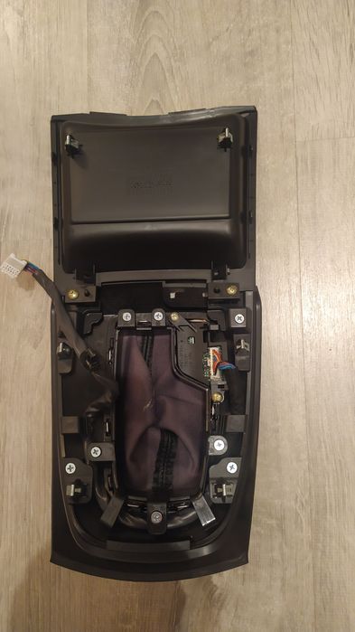 Ниссан рог 2017. Накладка на селектор акпп