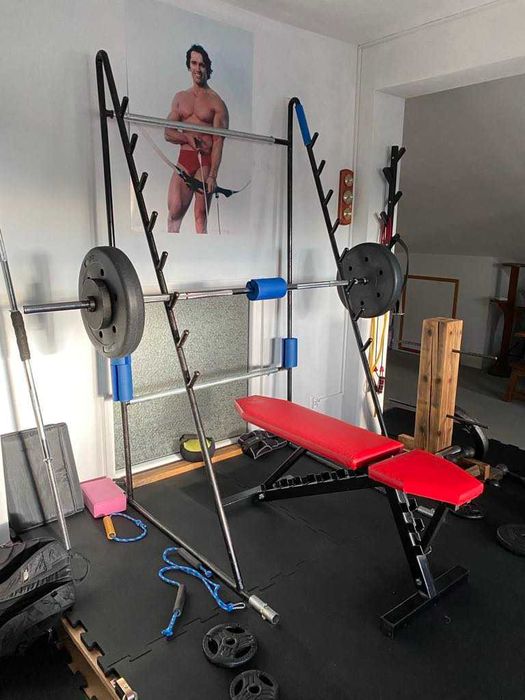 Solidny stojak na sztangi