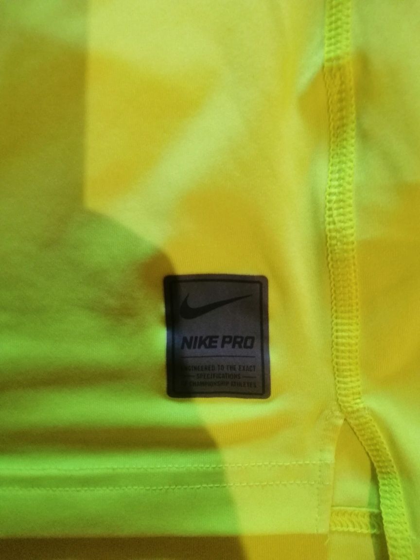 Компрессионная, термо футболка Nike pro DRI-FIT