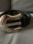Czarny szeroki pasek Guess