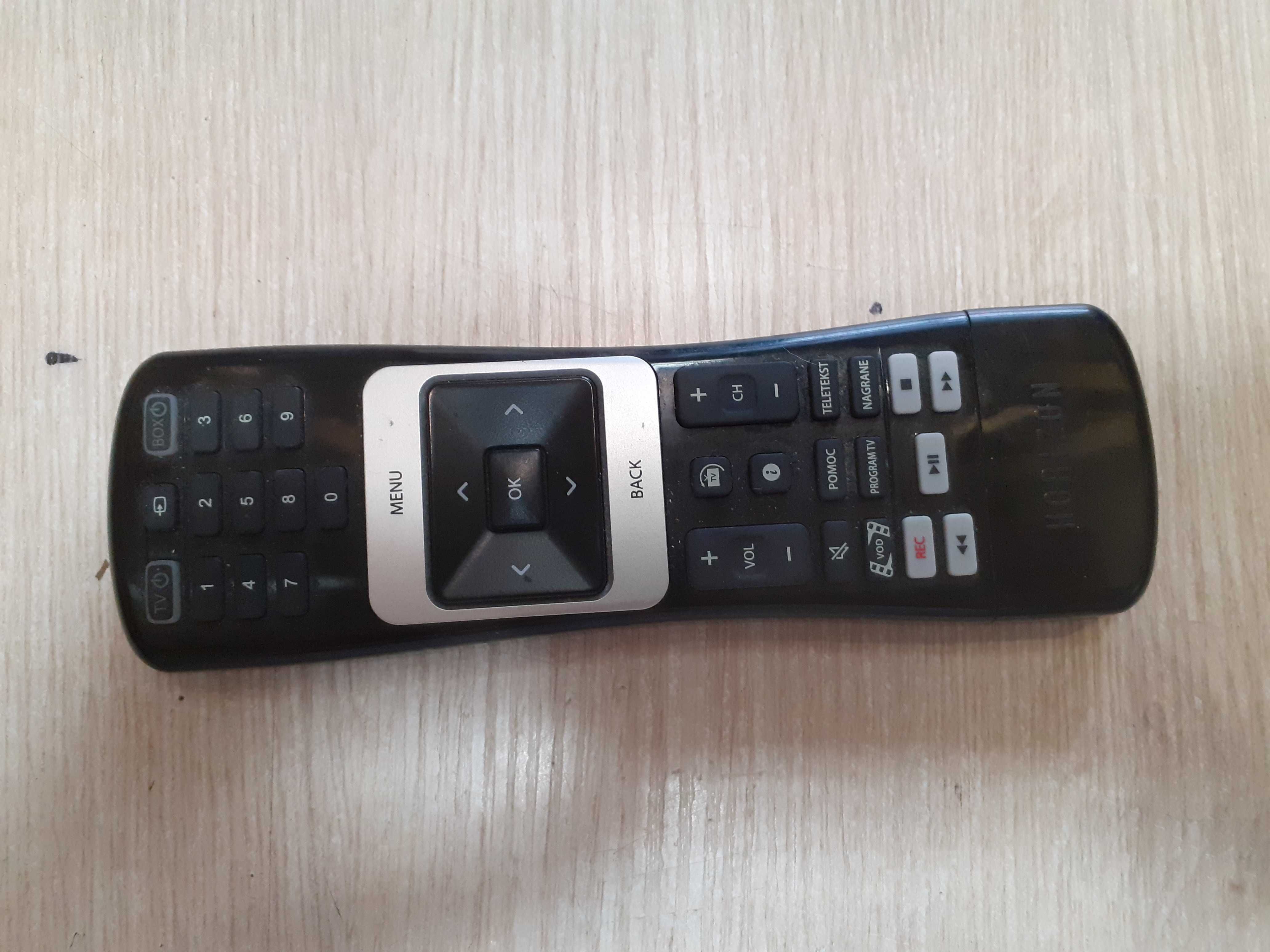 Dekoder ARRIS DMC7002KLG + pilot i zasilacz