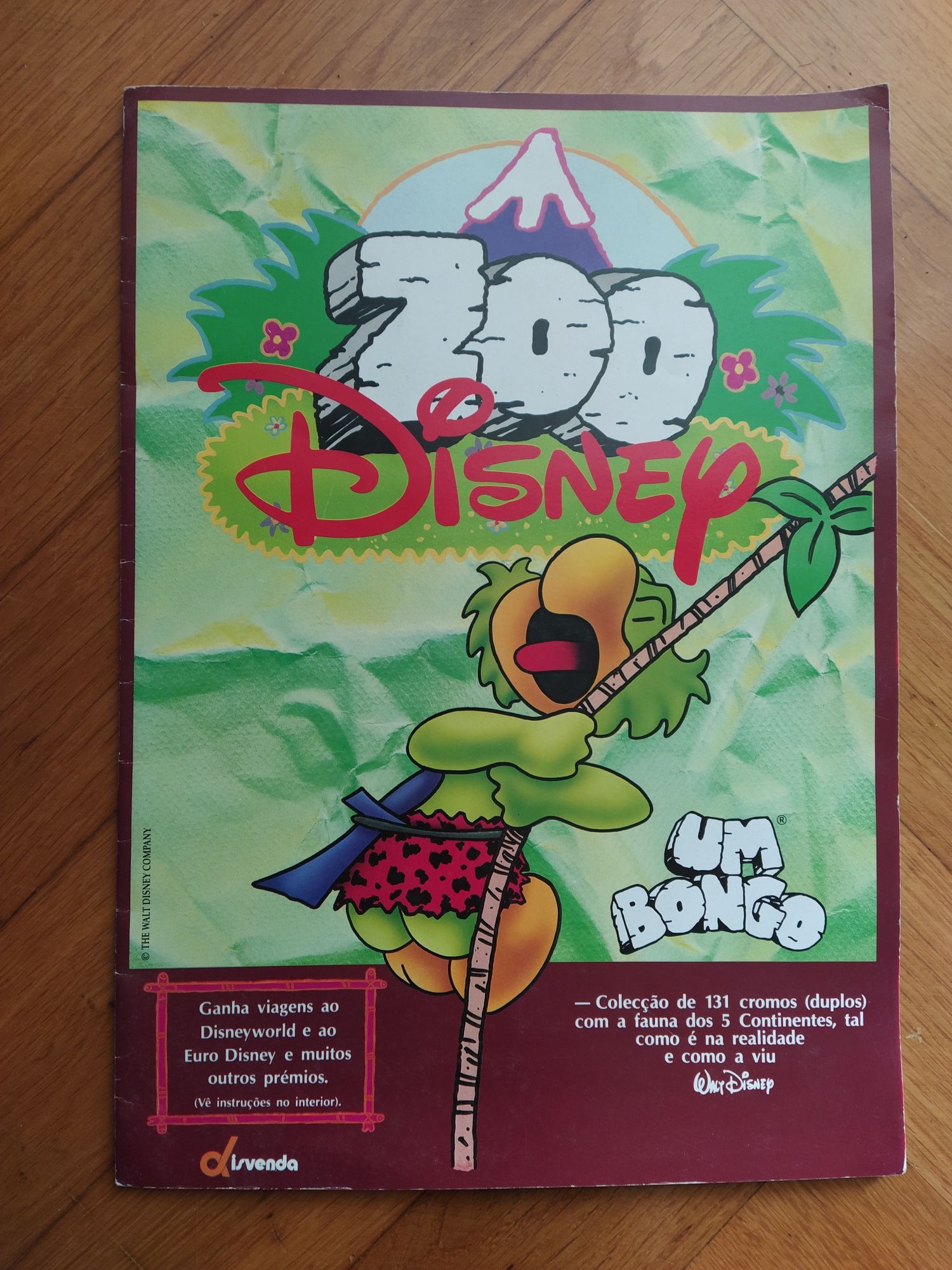 Caderneta de cromos incompleta do "ZOO Disney"