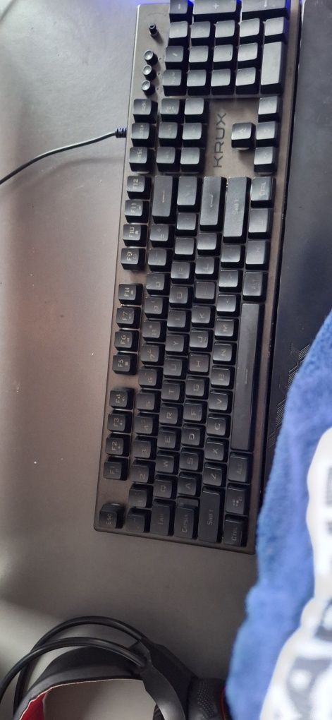Klawiatura gamingowa krux Frost rgb