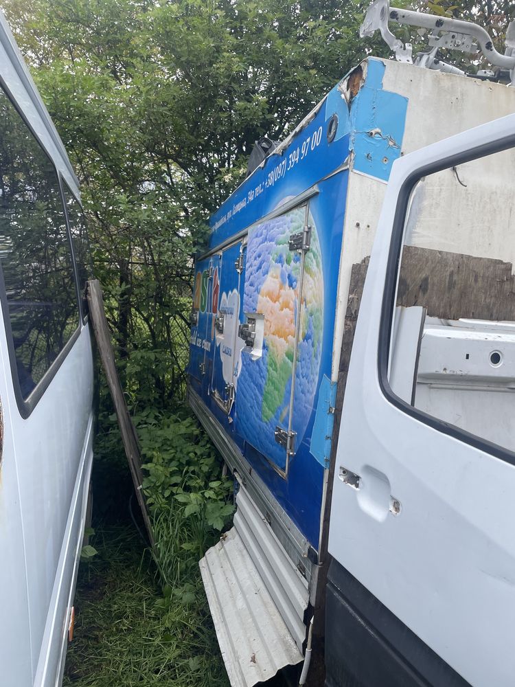 Будка морозилка розвізник морозива sprinter