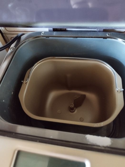 Продам хлебопечь в идеальном состоянии