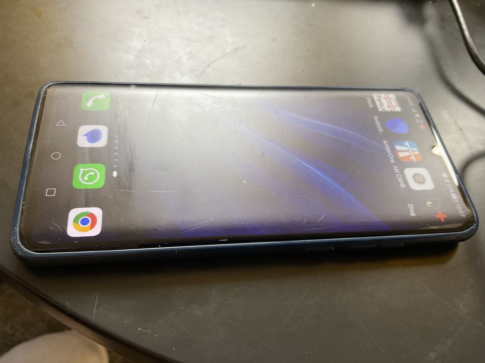 Smartfon Huawei P30 Pro, bateria w dobrym stanie, nie porysowany,
