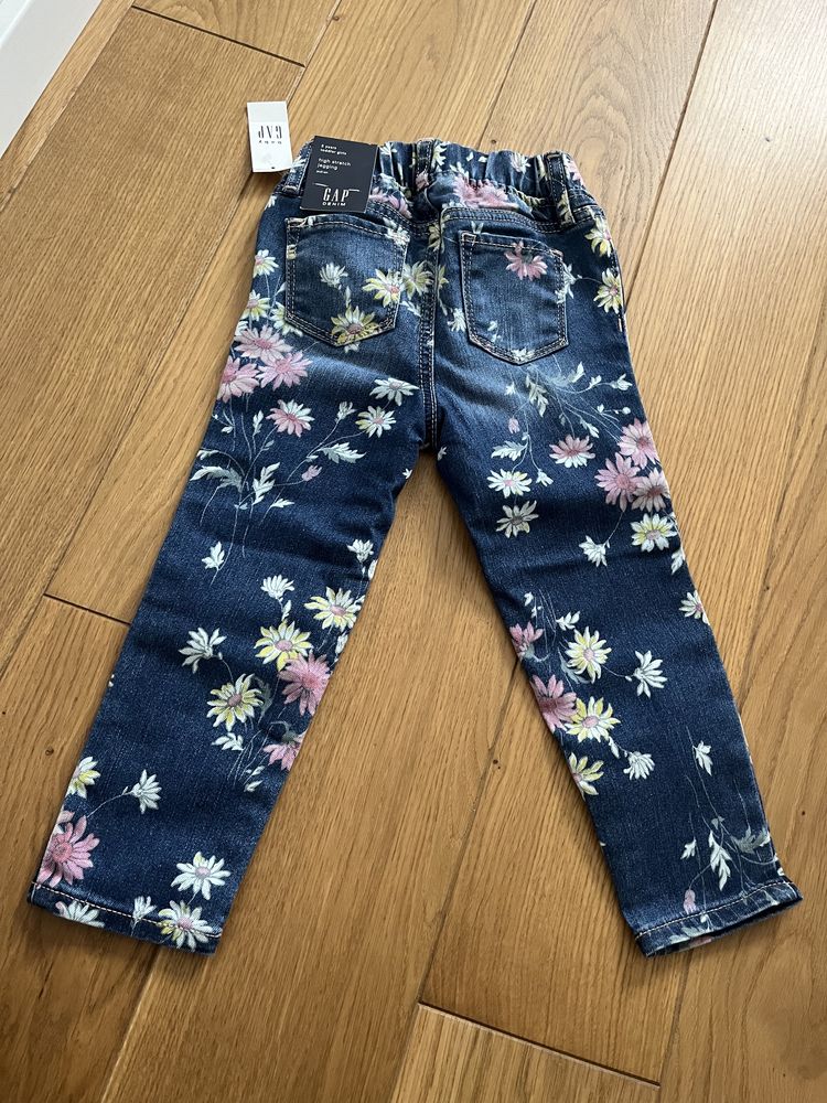 Nowe legginsy/spodnie/jeans podobne Zara rozmiar 104