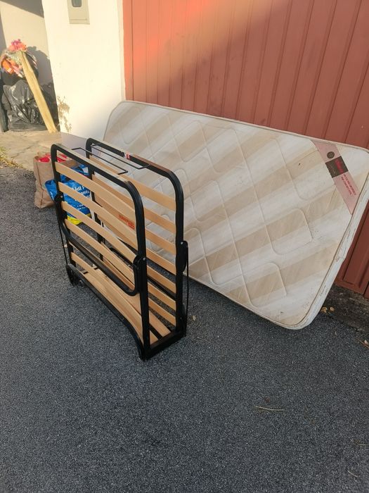 Colchão  e estrado pikolin