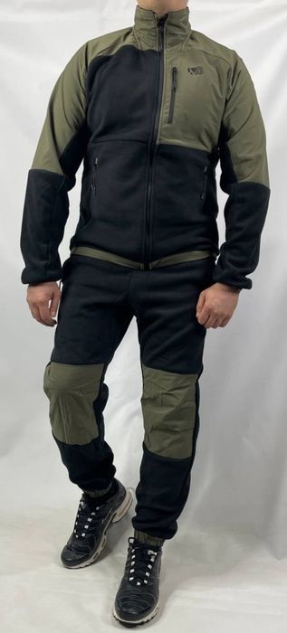 Мужской спортивный костюм зимний из флиса