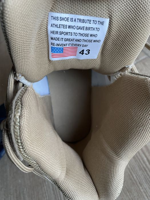 Bota militar nova