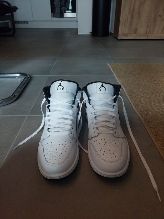 Buty Air Jordan Mid 1