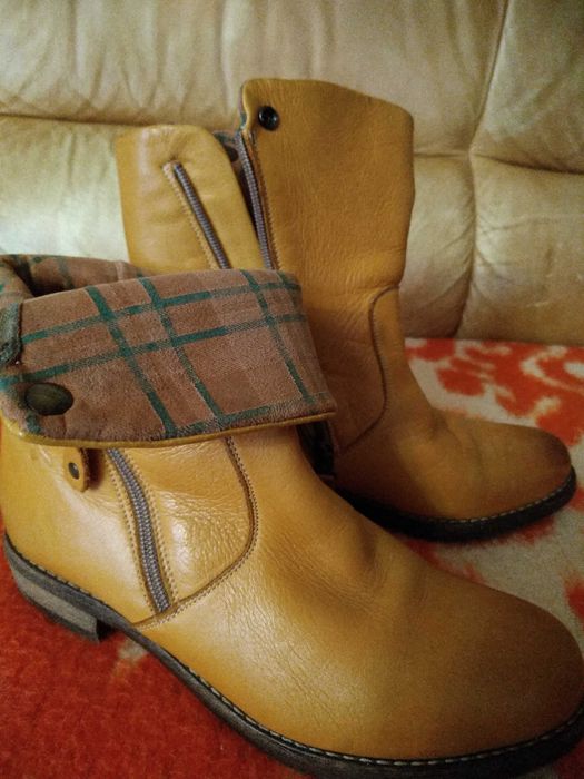 жіночі черевики 39 розмір