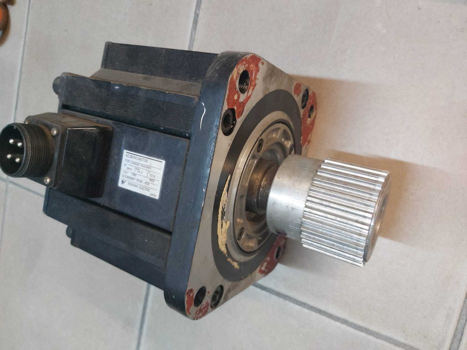 Servo Motor Yaskawa Eletric