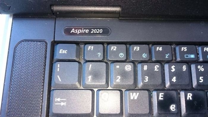 Acer Aspire 2020/2023 WLMi para peças