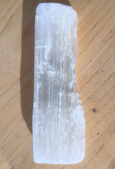 Selenit z Maroko waga 66, 2 g