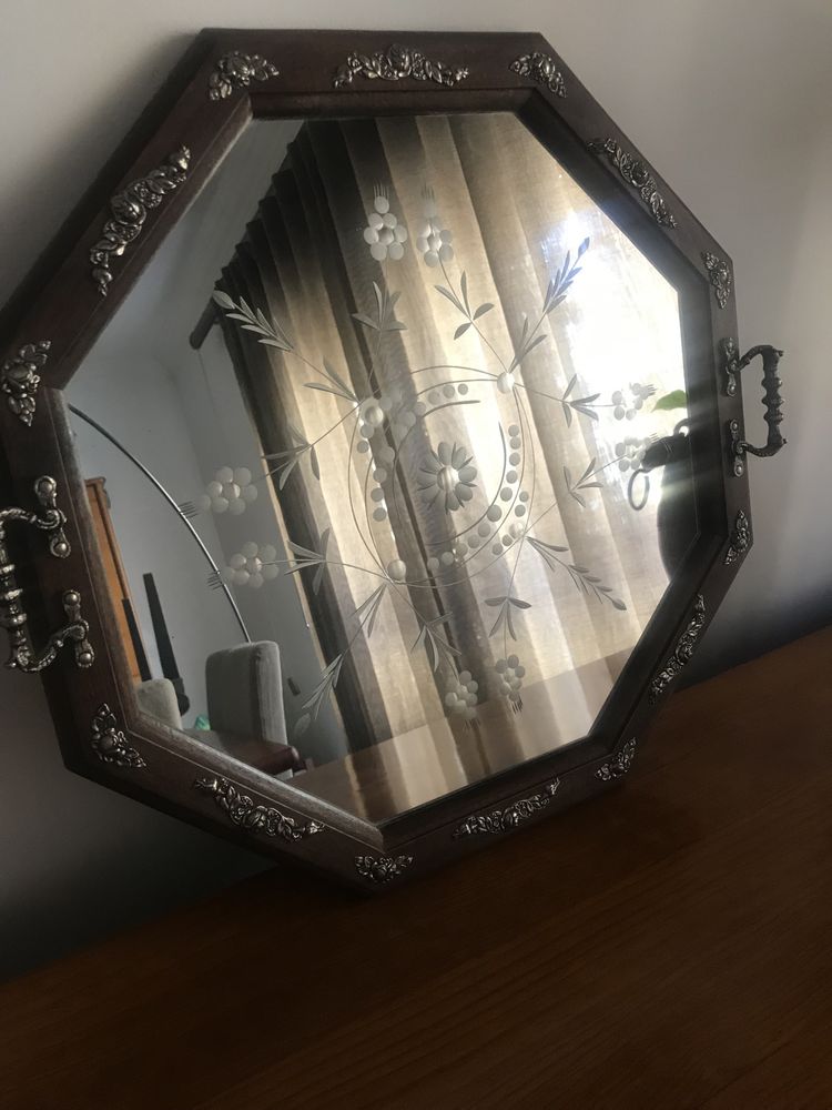 Tabuleiro em espelho gravado