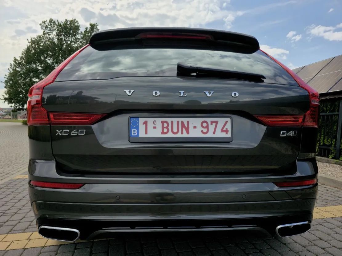 Volvo XC 60 D4 AWD Sprowadzony 100% BEZWYPADKOWY Gwarancja Przebiegu ASO AutoDNA