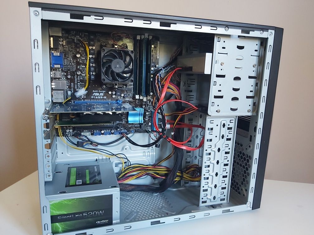 Komputer do gier i nauki AMD GeForce SSD Goodram Gigabyte ASUS WIFI
