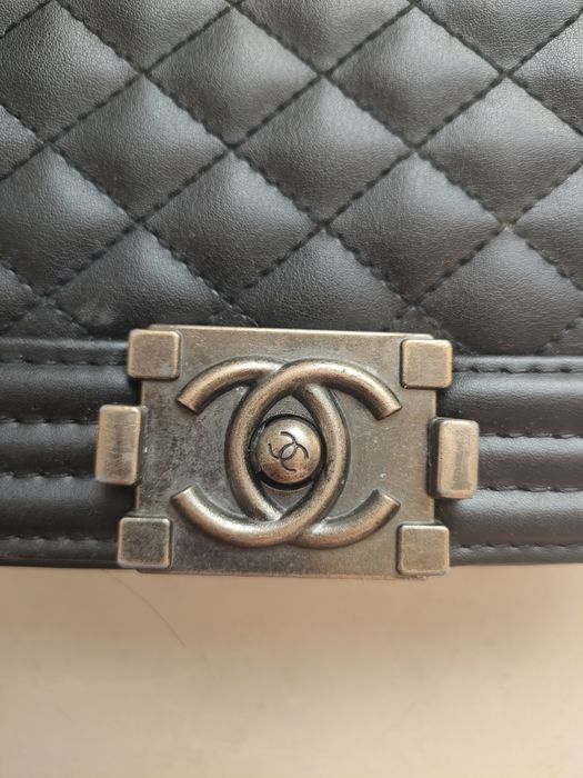 Torebka Chanel na łańcuszku