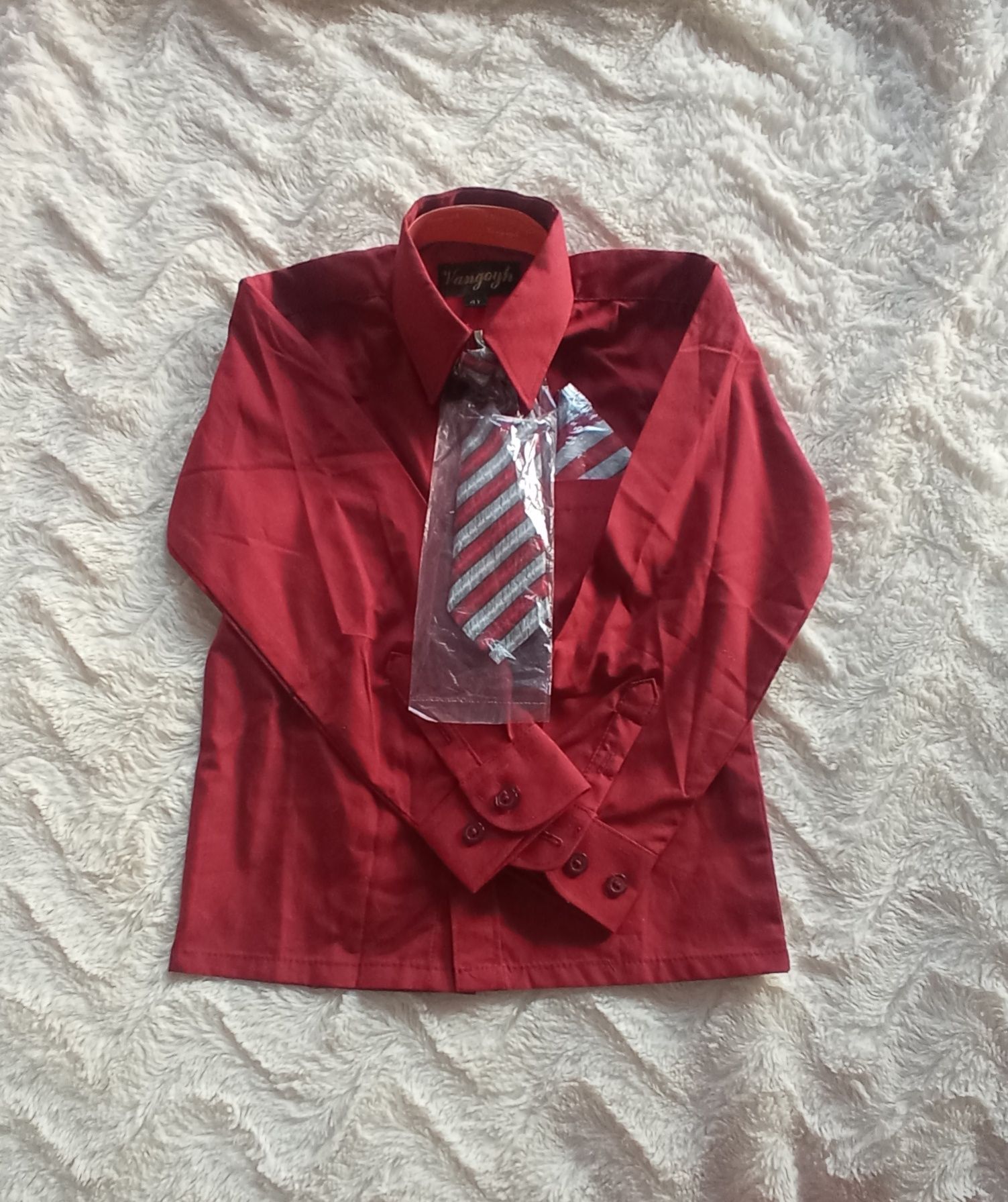 Koszula chłopięce elegancka z krawatem i poszetką nowa z metką 104