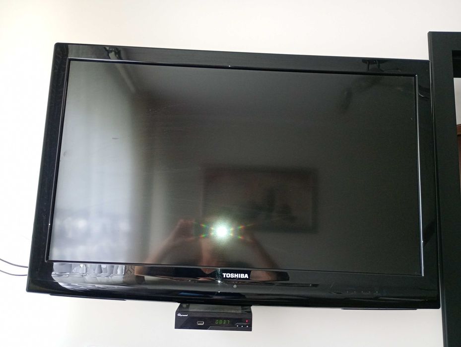 Telewizor TOSHIBA