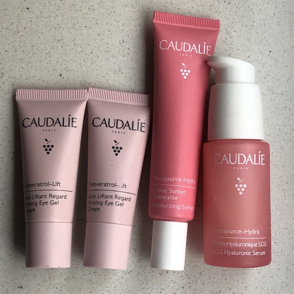 Caudalie Vinosource-hydra resveratrol-lit serum srobet pod oczy