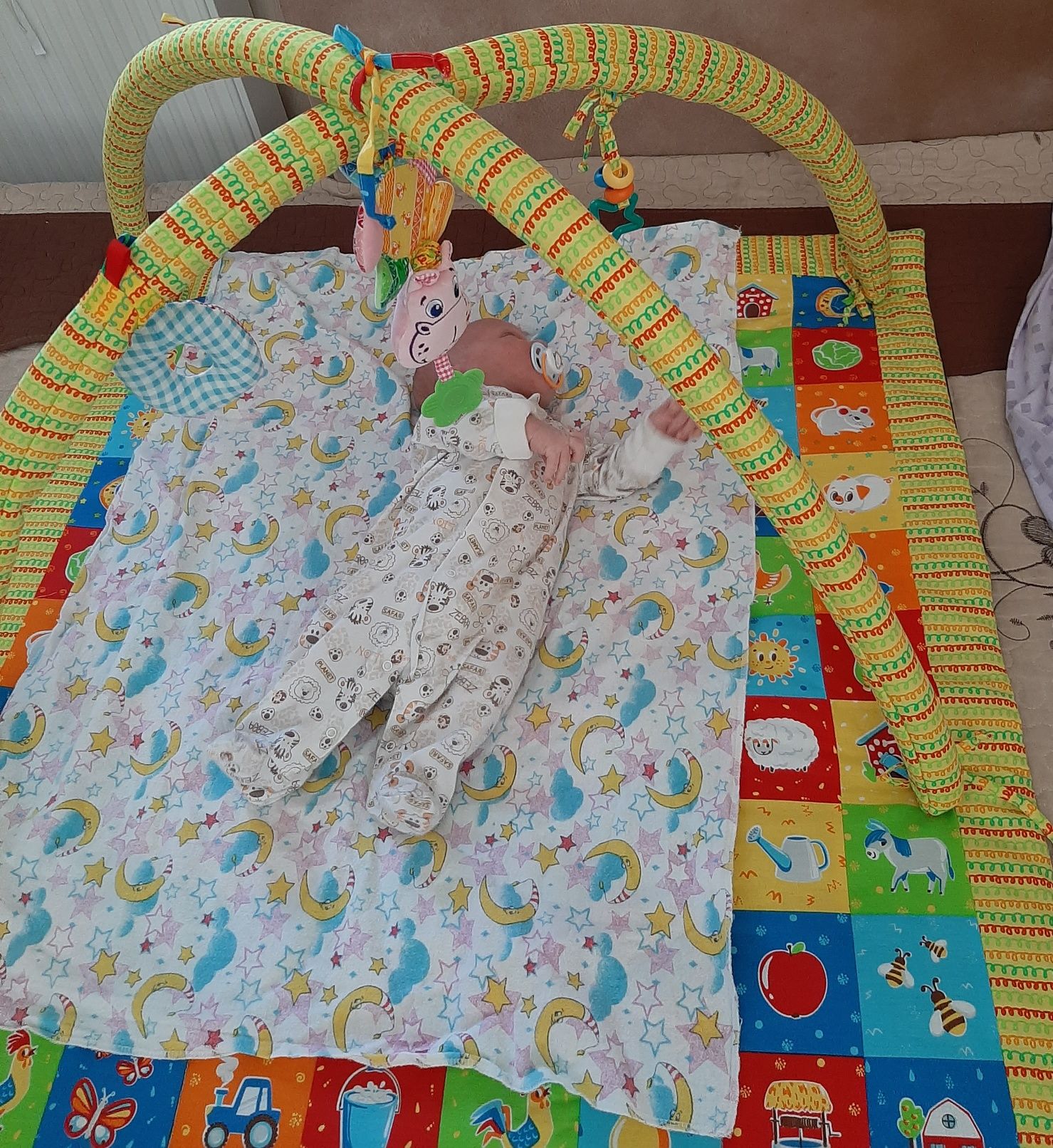 Ігровий розвиваючий коврик для немовлят