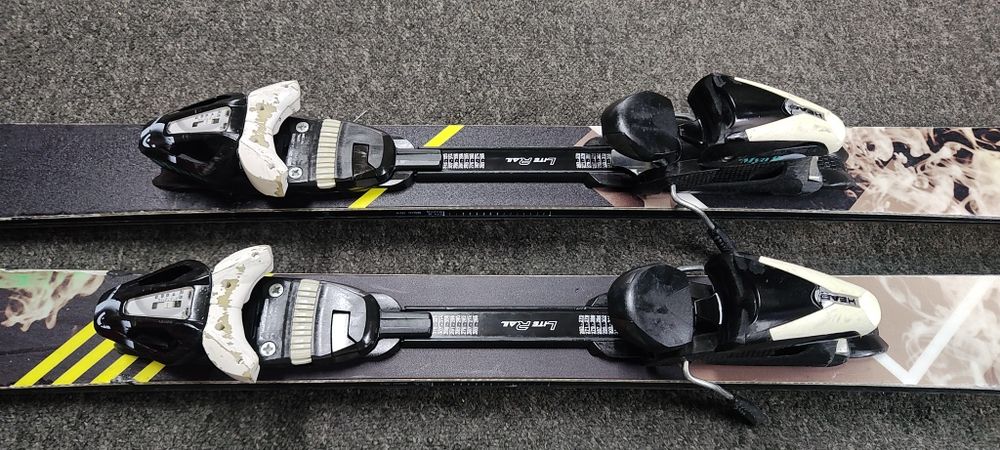 Freestyle 161 cm HEAD CADDY 81 twin tip /1