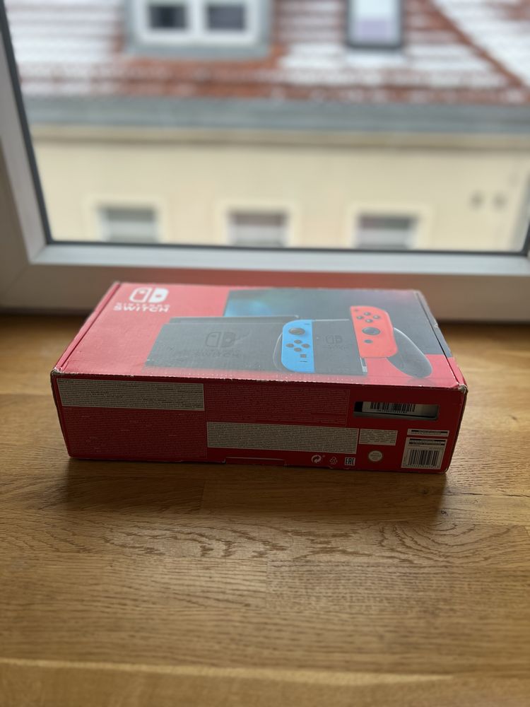 Nintendo Switch V2 red blue + gry