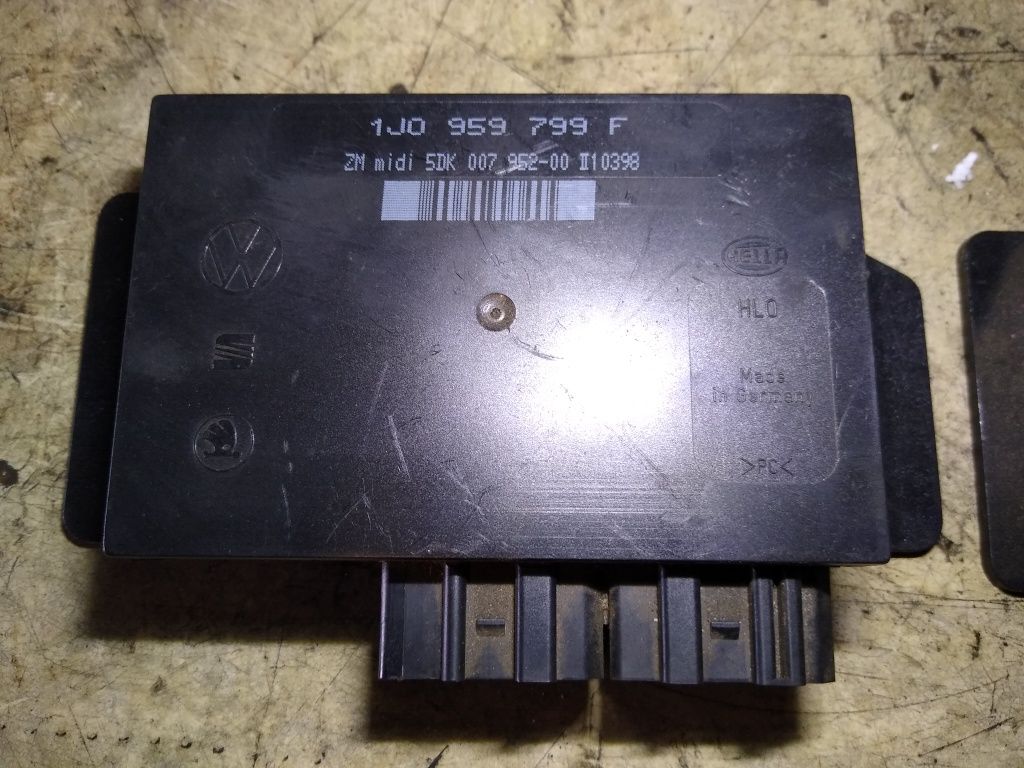 Moduł komfortu VW Golf IV passat B5 audi a4 A6 oryginał