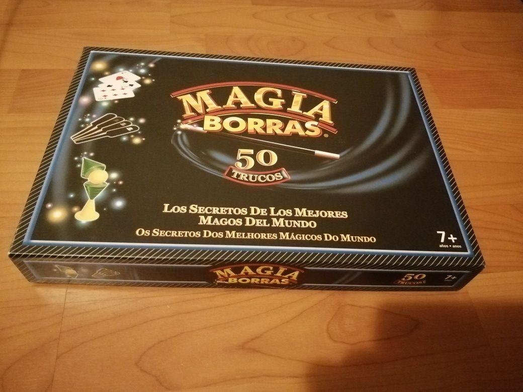 Jogo de magia criança