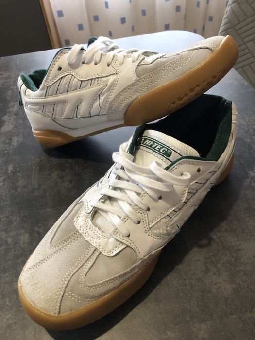 Кроссовки б/у отличное состояние