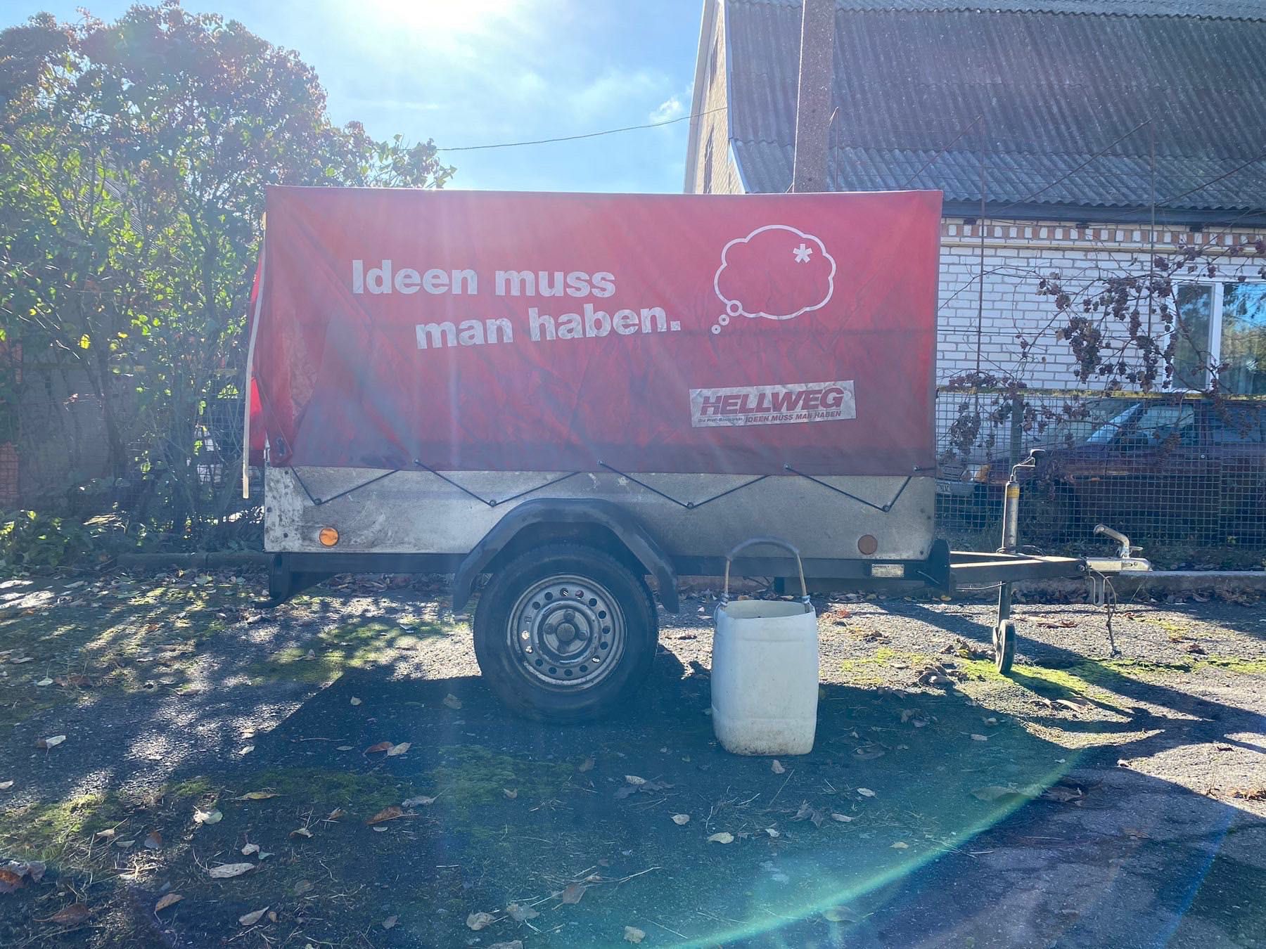 Причіп легковий з тентом