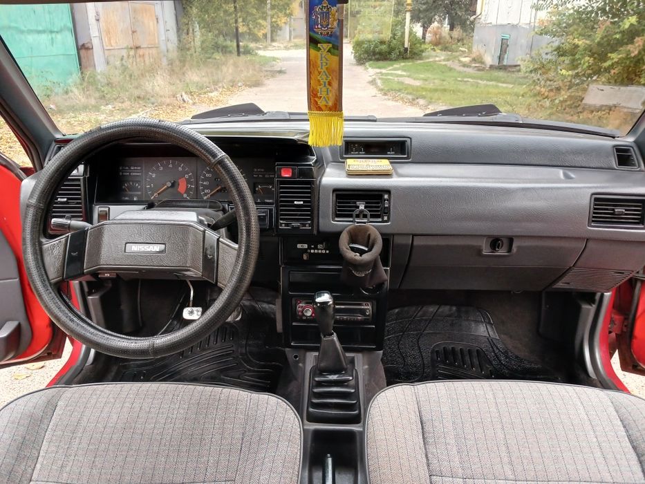 Продам Nissan Sunny 1,6 бензин