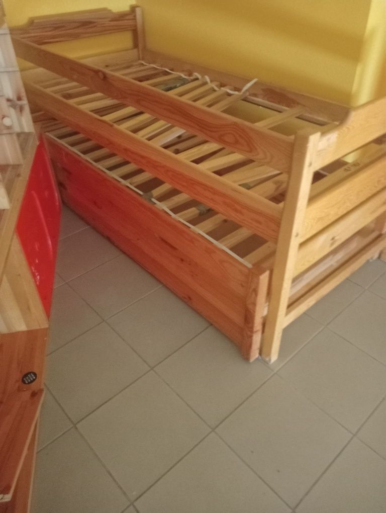Komplet mebli do pokoju dziecięcego łóżko podwójne +regały TrofastIkea