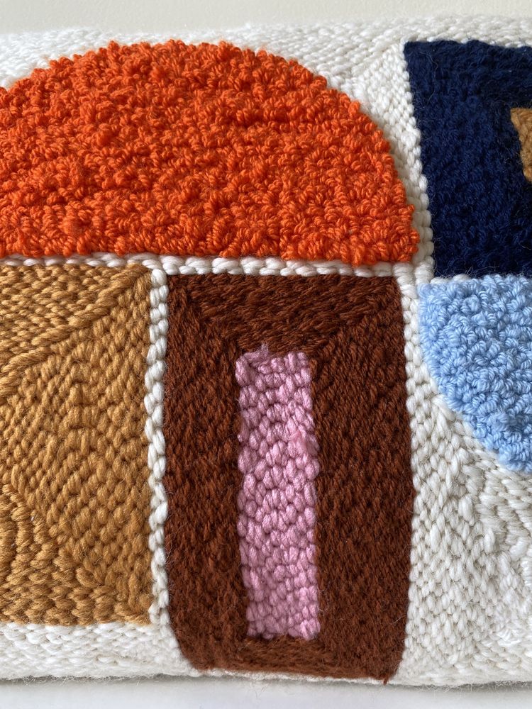 Poduszka dekoracyjna Punch needle
