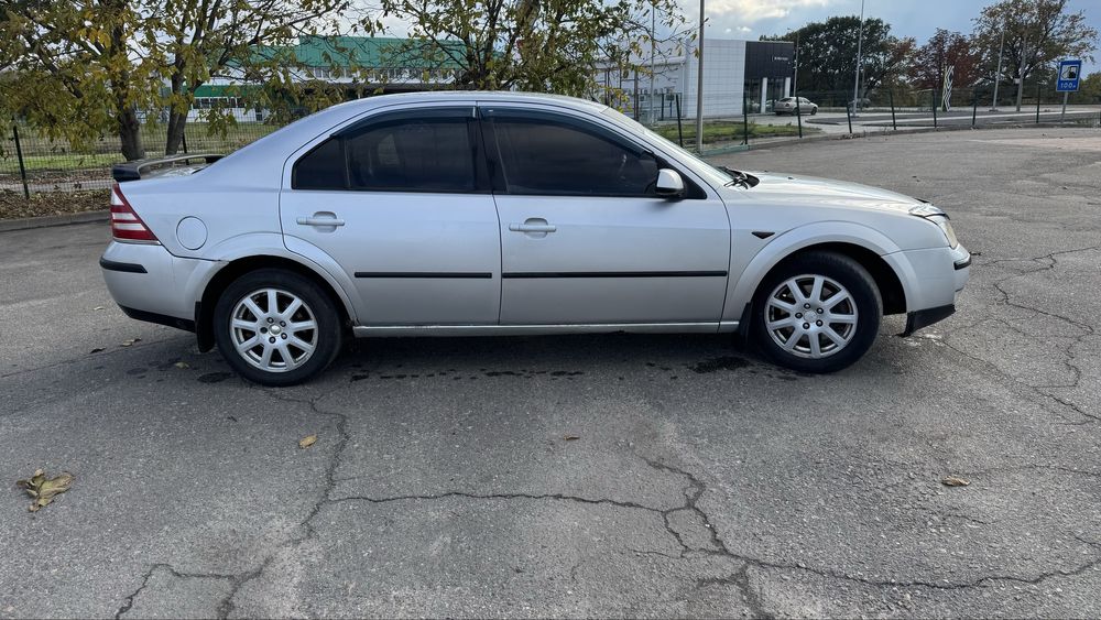 Ford Mondeo 1.8 газ/бензин