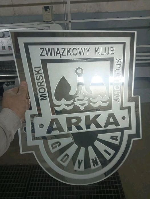 Zegary grawerowane herb klubu