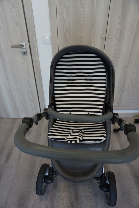 Conjunto completo Mima Xari - carrinho+ovo+alcofa