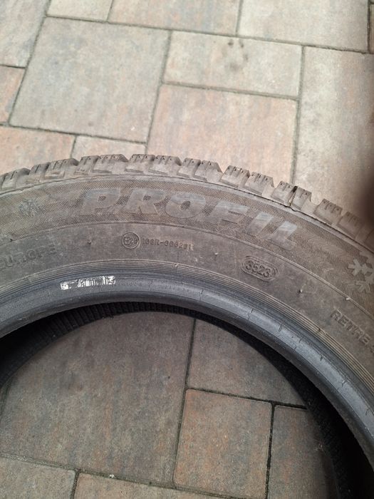 Opony zimowe  w bardzo dobrym stanie
