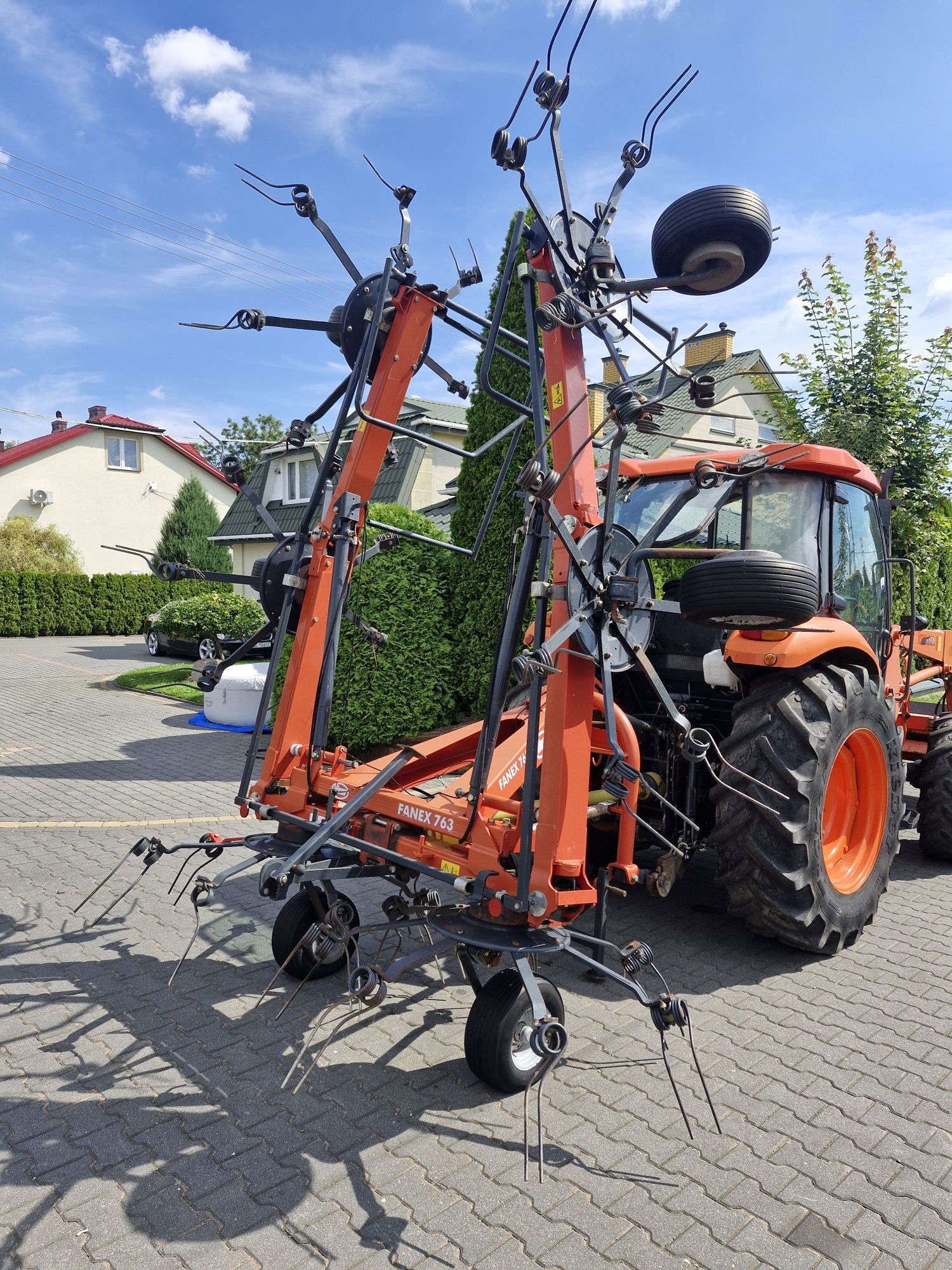 Przewracarka karuzelowa Vicon Fanex 763 przetrząsacz