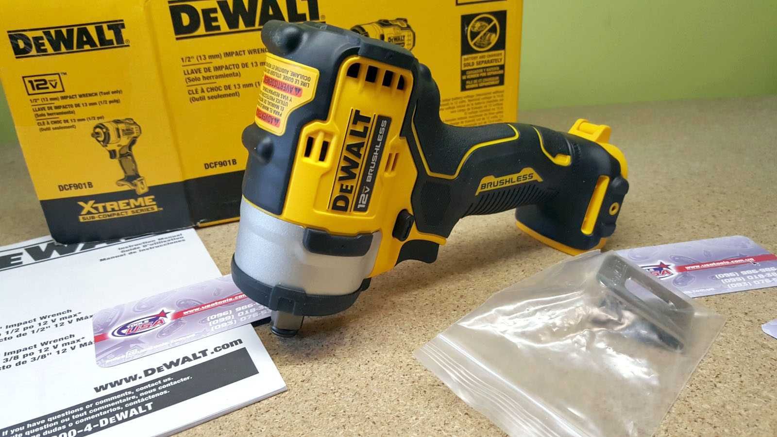 Бесщеточный гайковерт 1/2" 338/542 нм DeWALT DCF901B