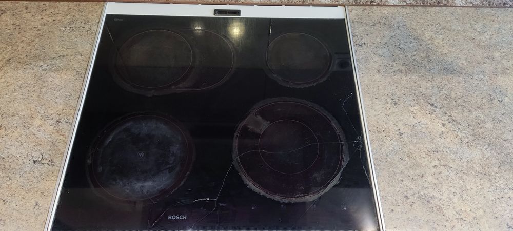 Продам електроплиту. 60 на 60 см.