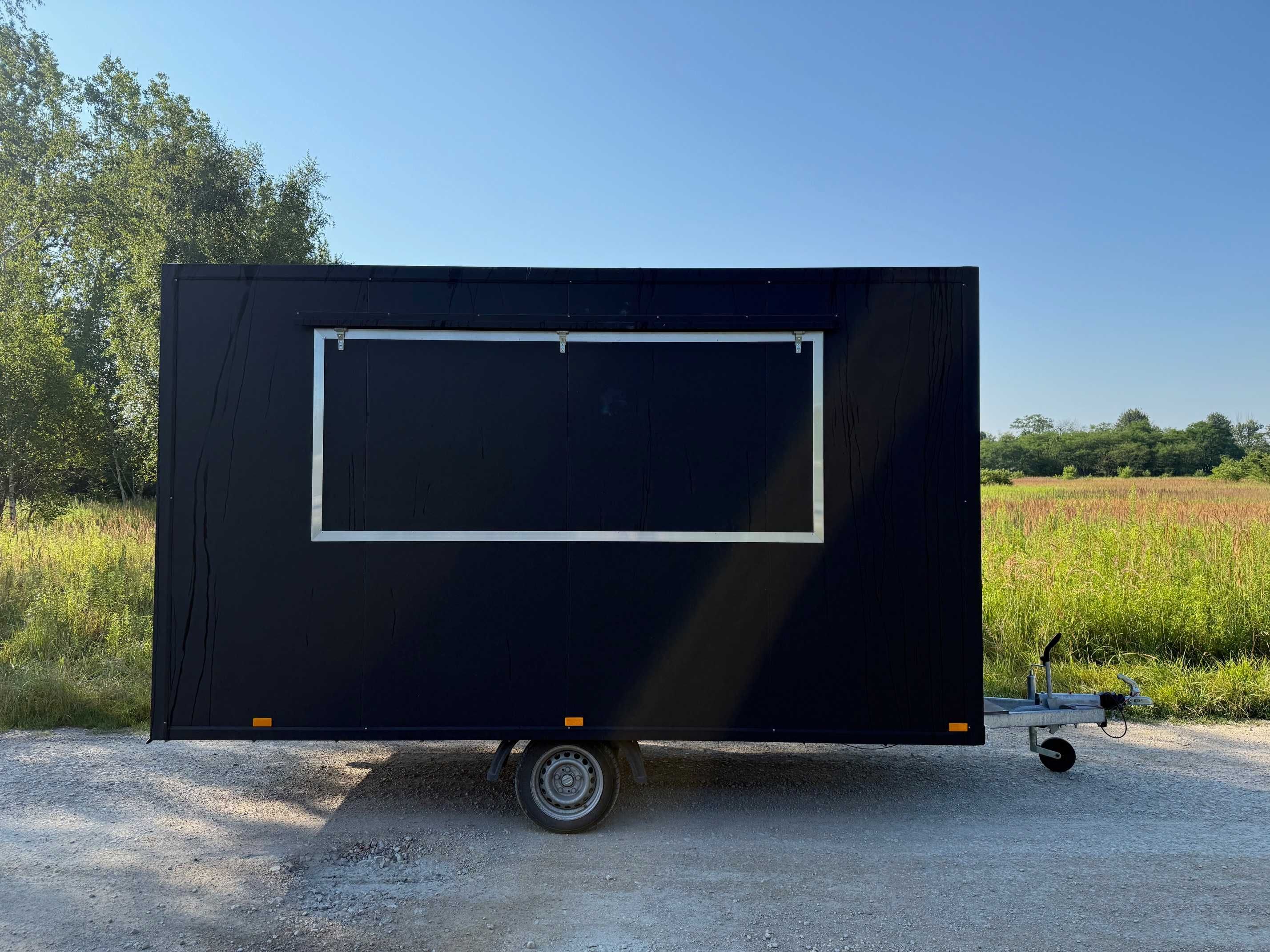 WYPRZEDAŻ OKAZJA  Producent Przyczepa FoodyWheel 4x2m CZARNY MAT HIT