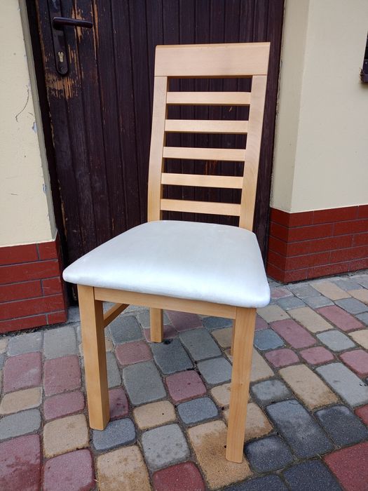Krzesło, drewniane do salonu, nowe  z gwarancją