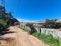 Terreno com Pavilhão Industrial em Barqueiros