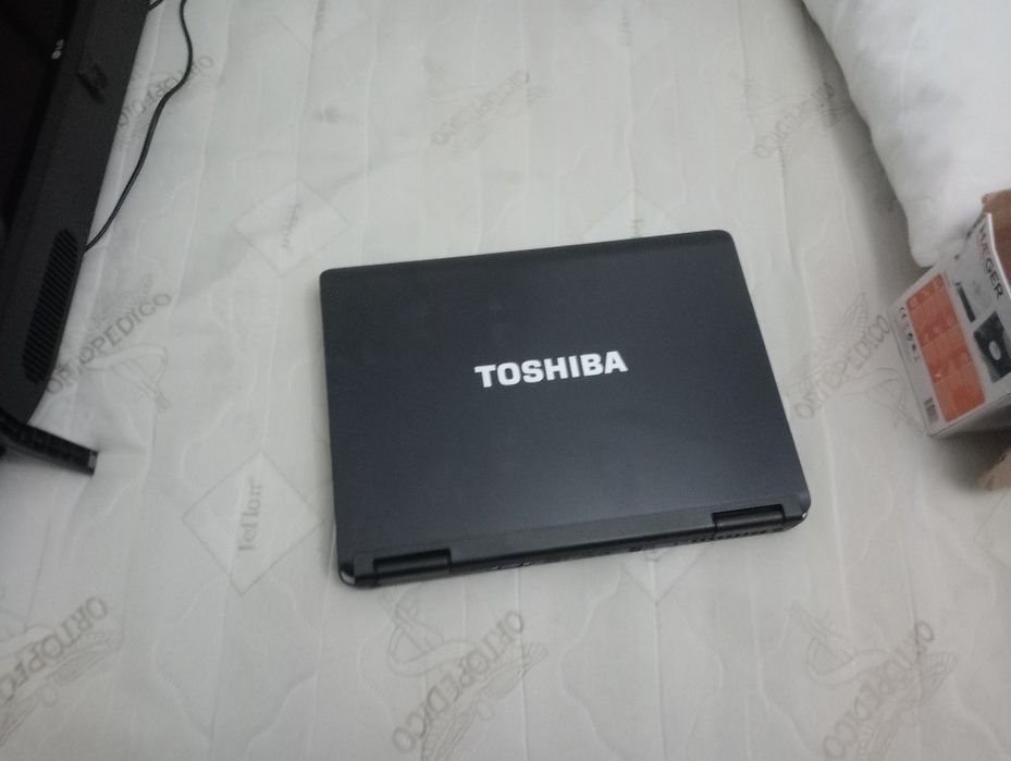 Computador Toshiba